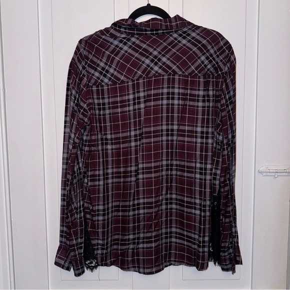 ✨torrid multicolor plaid lace inset button down camp shirt✨ - Picture 10 of 11